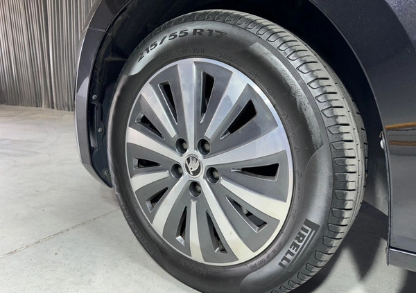 Skoda Superb cena 119000 przebieg: 108000, rok produkcji 2021 z Trzciel małe 326